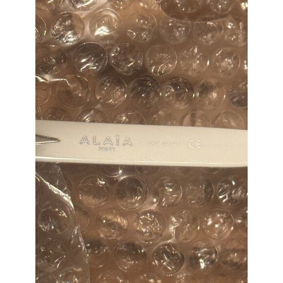 Alaïa 56mm Square Sunglasses white grey - Picture 8 of 9